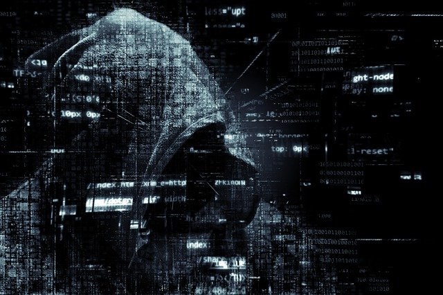 Man in The Middle: attacchi hacker di intercettazione e manipolazione del traffico web